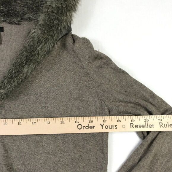 Ann Taylor Faux Fur Trim Cardigan Gray Button Sweater Long Sleeve PM Petites - Picture 8 of 11